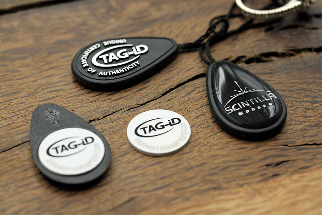 Plastic tags for jewelry - RFID